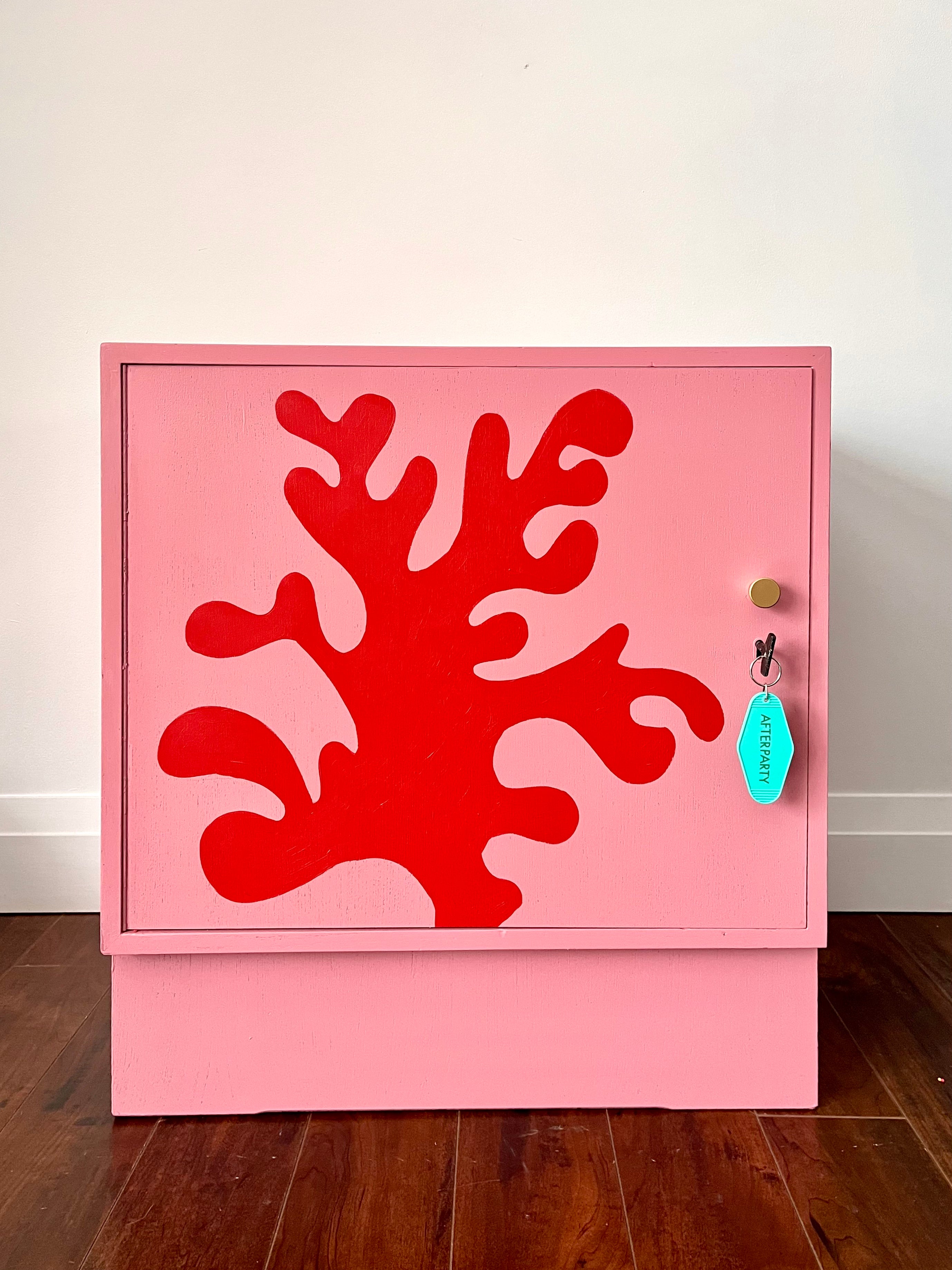 Afterparty Cabinet Bold