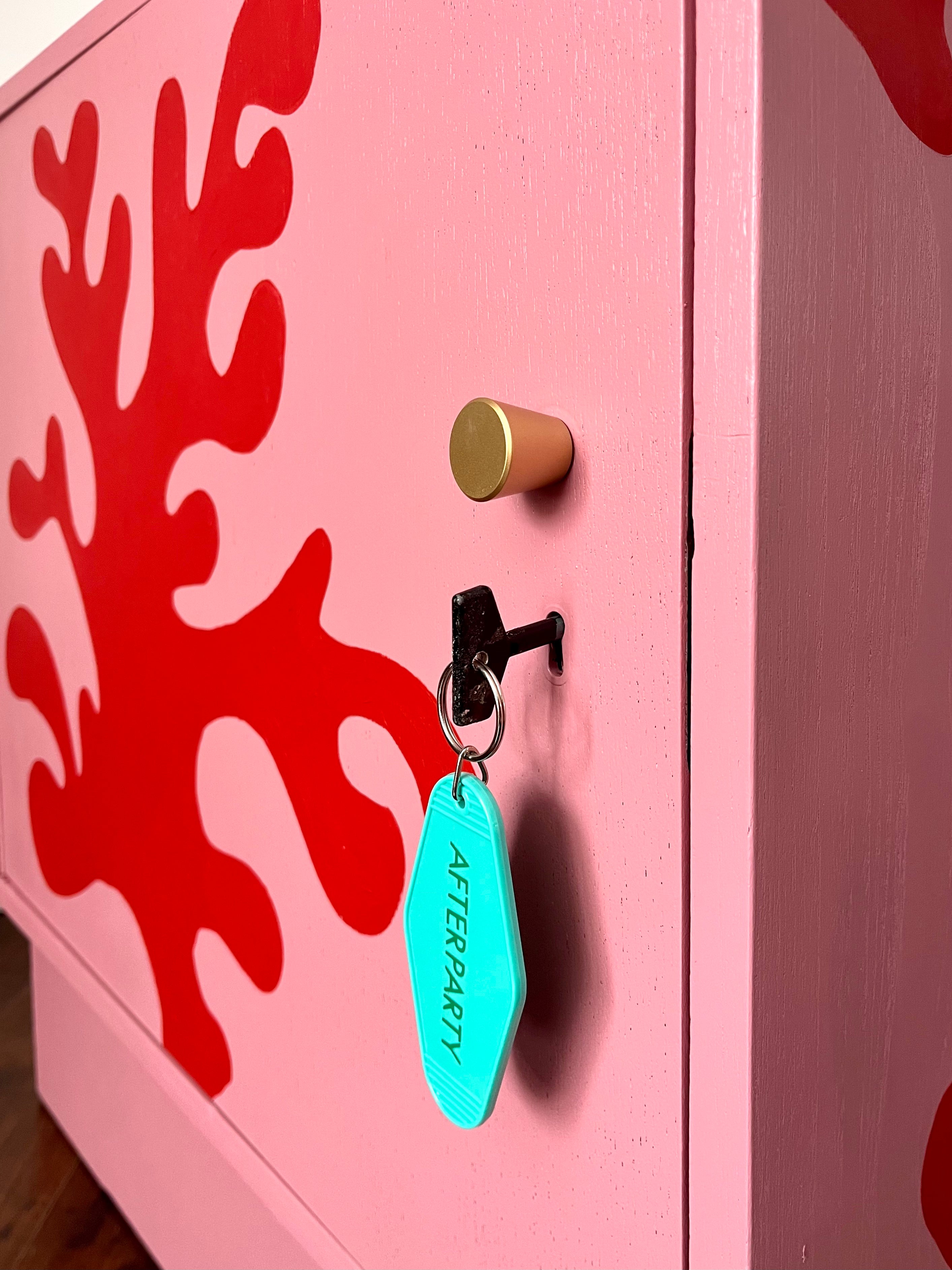 Afterparty Cabinet Bold