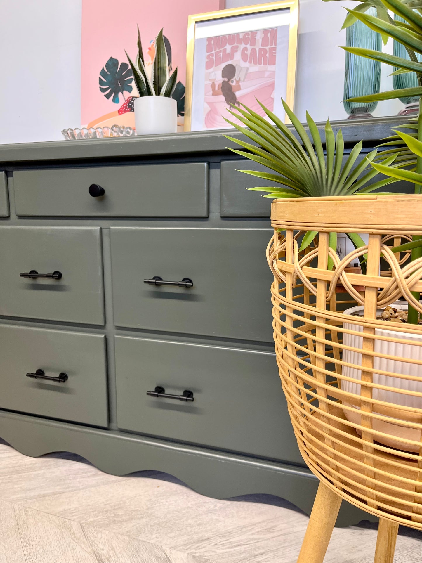 Seven Drawer Dresser