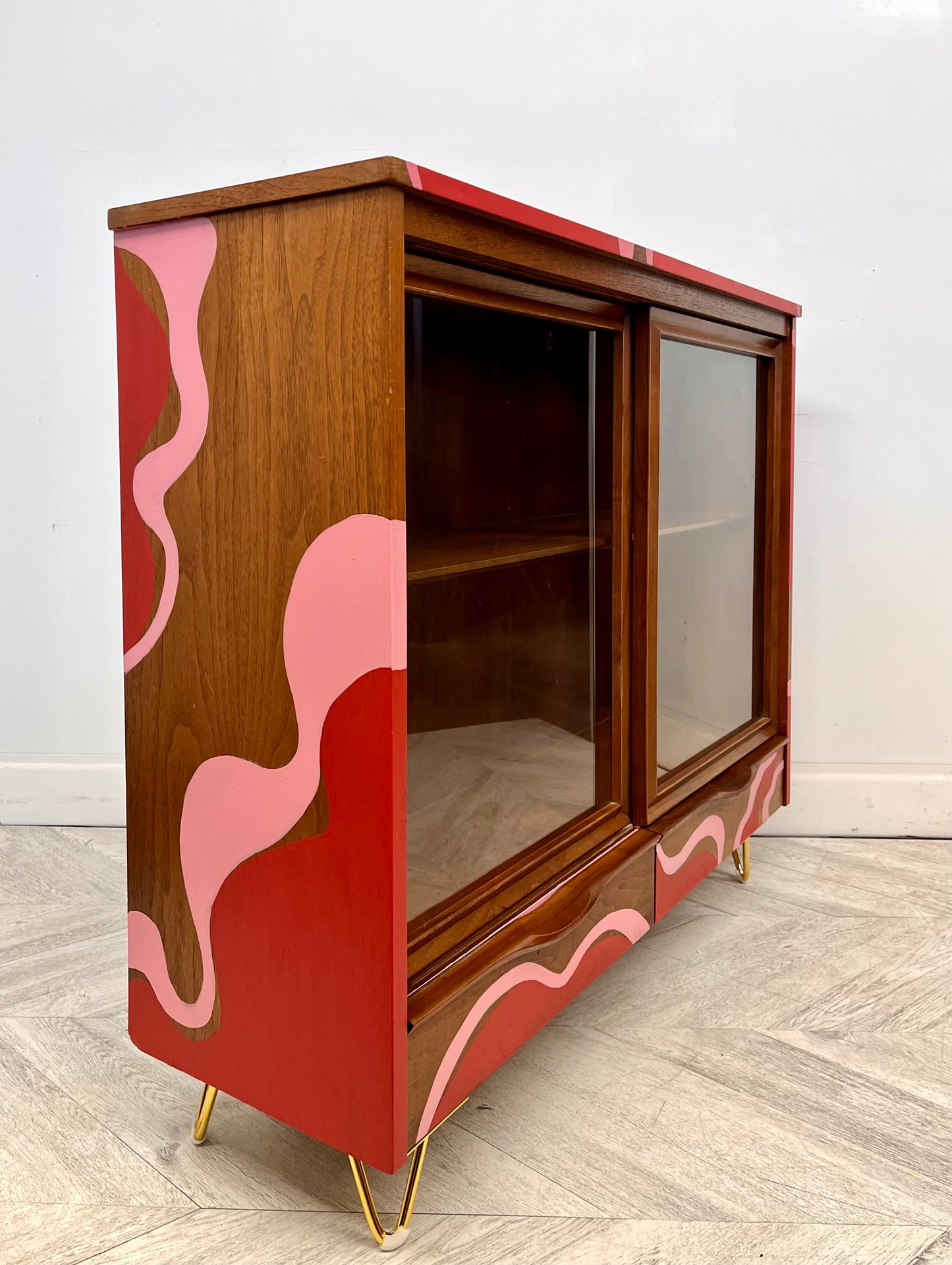 Red & Pink Cabinet