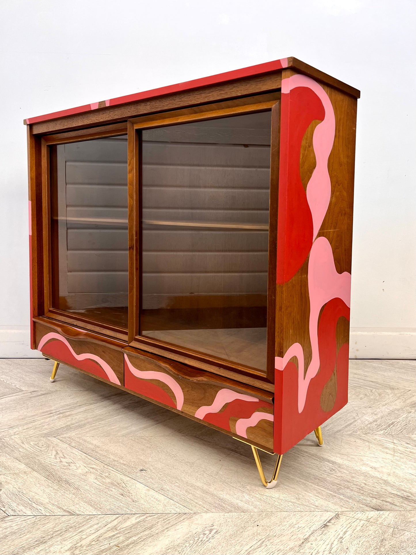 Red & Pink Cabinet