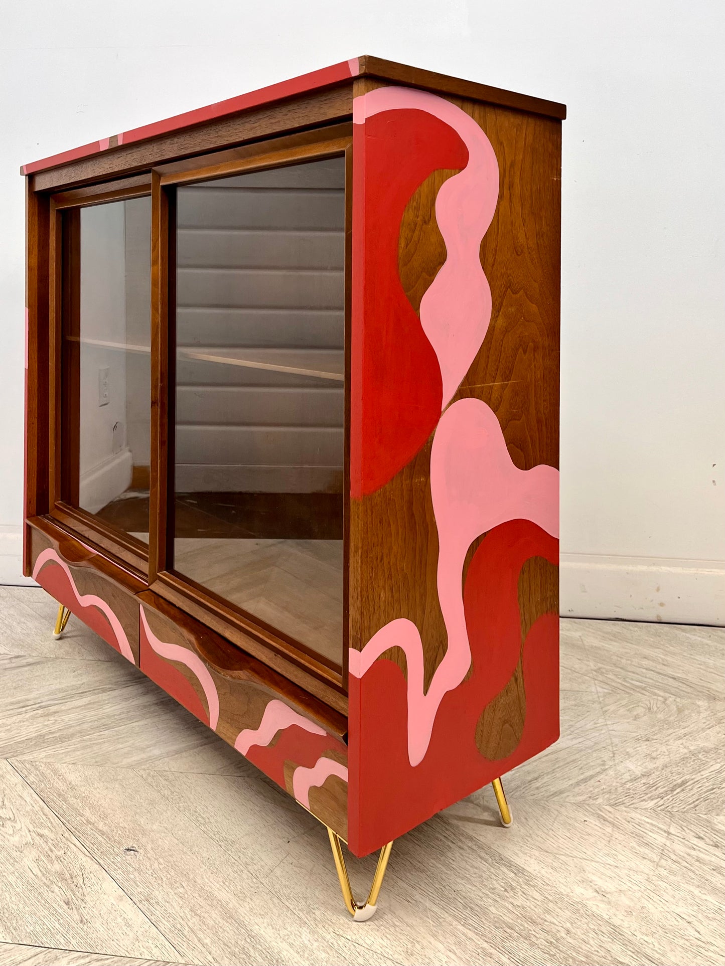 Red & Pink Cabinet