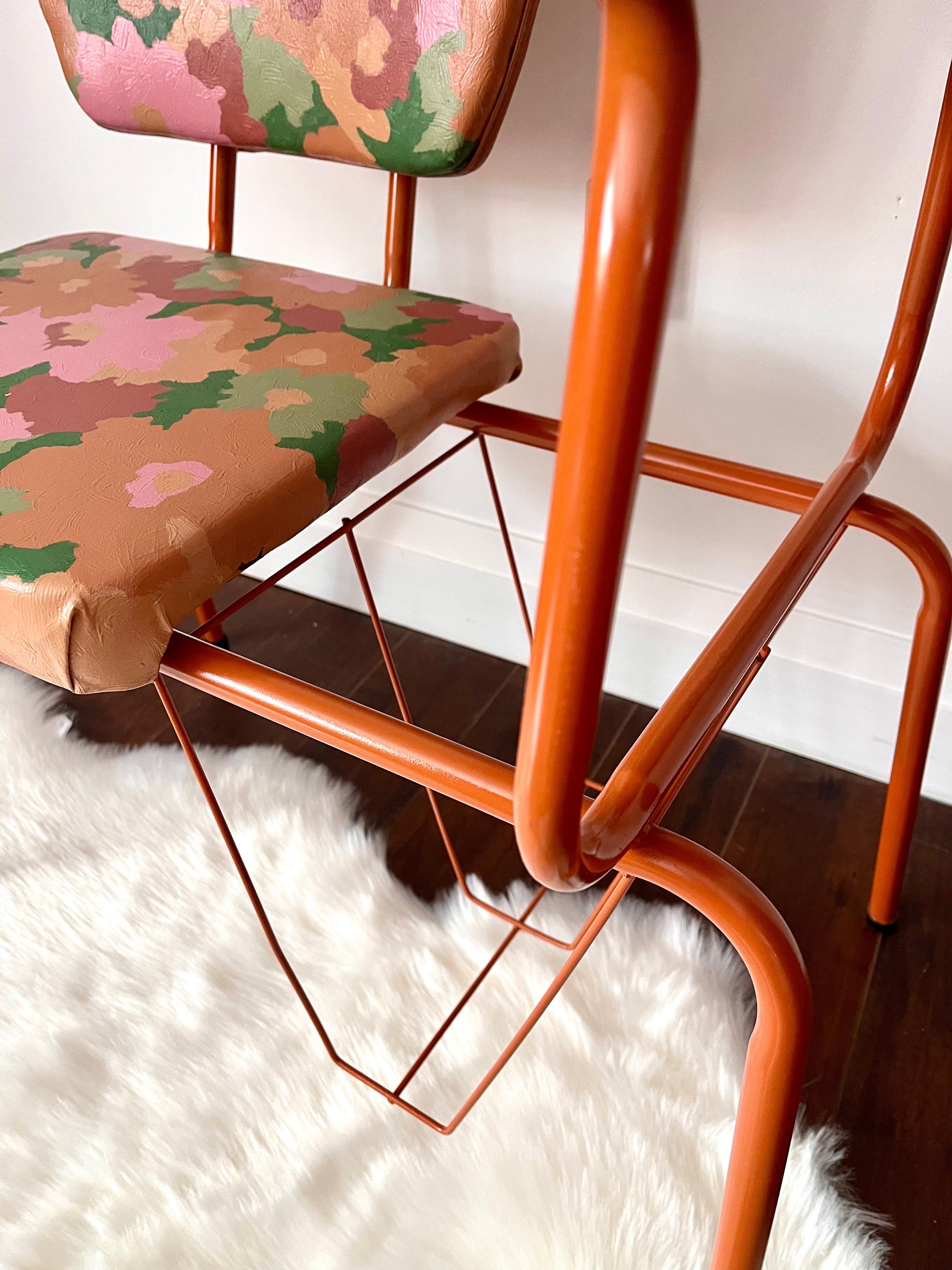 Vintage Gossip Bench