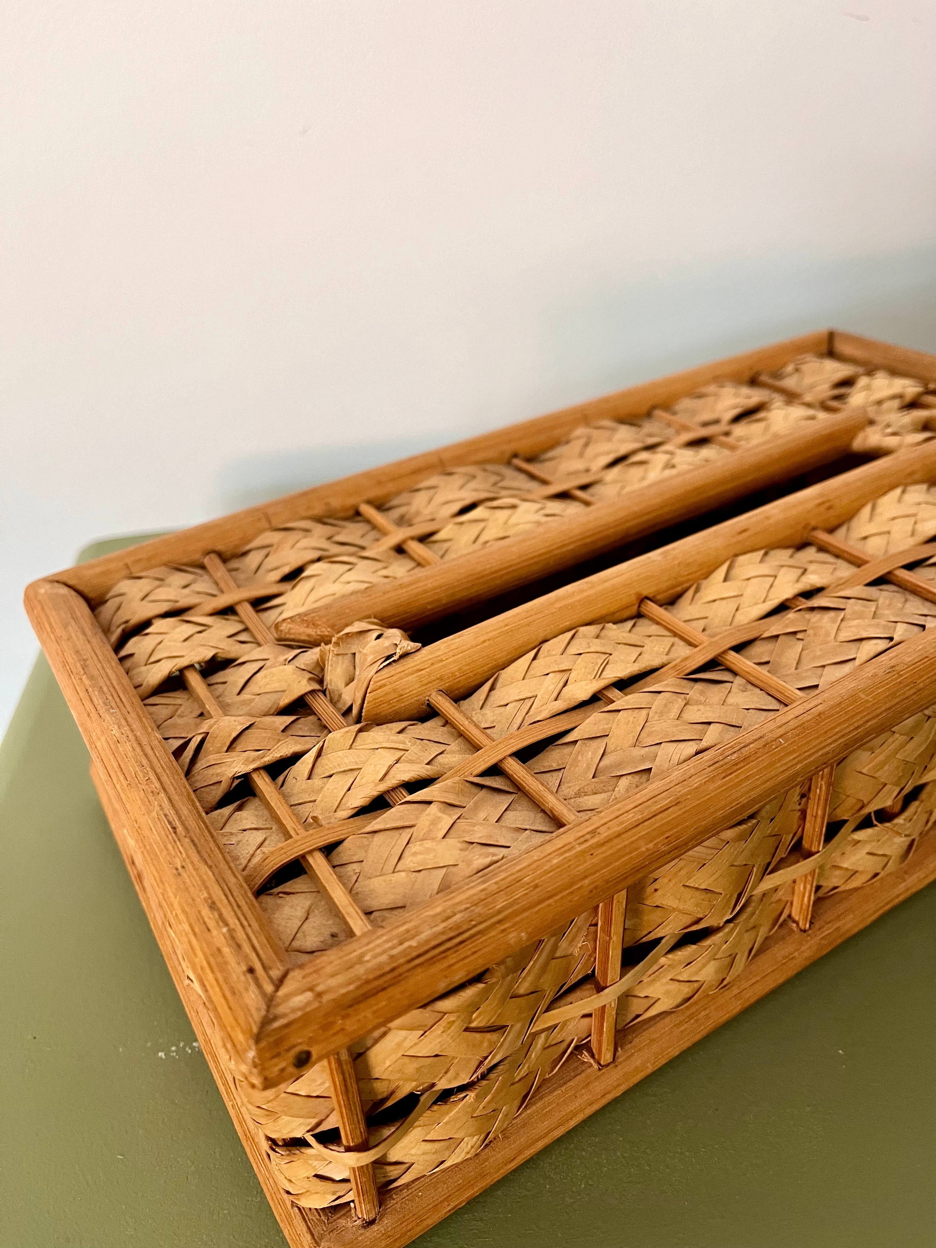 Vintage Woven Tissue Box Cover