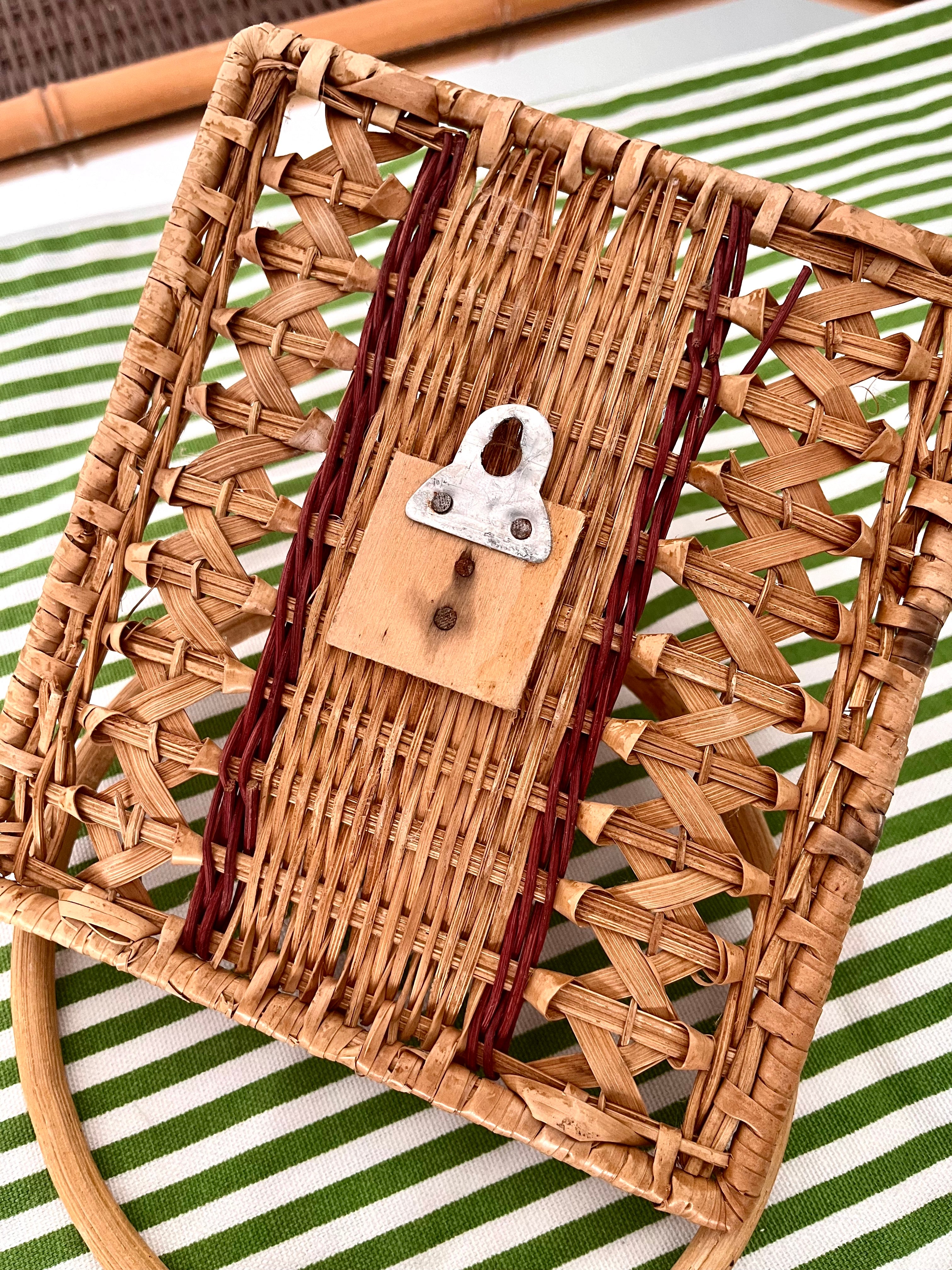 Wicker Hand Towel Caddy