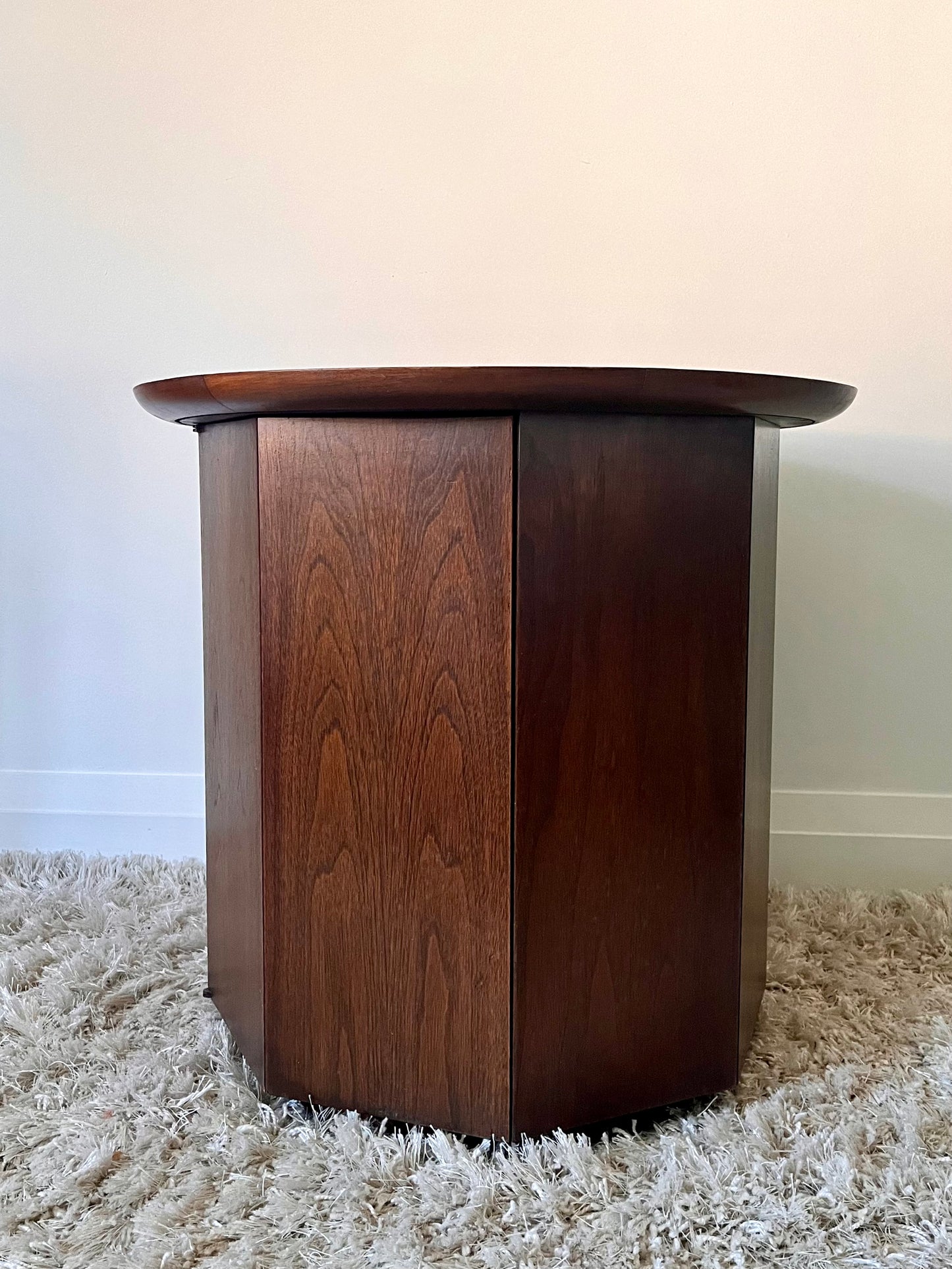 Delicraft Chess Game End Table