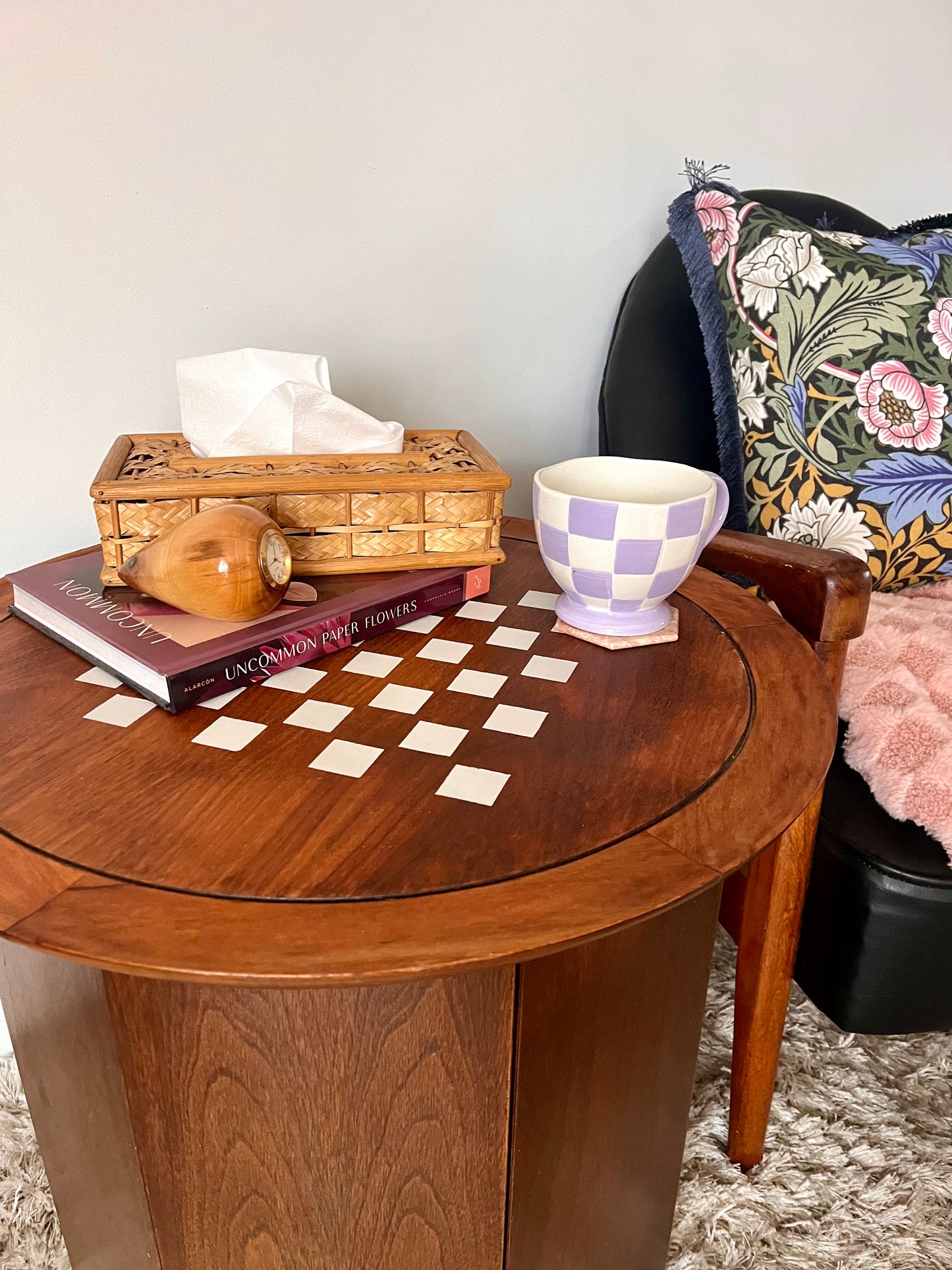 Delicraft Chess Game End Table