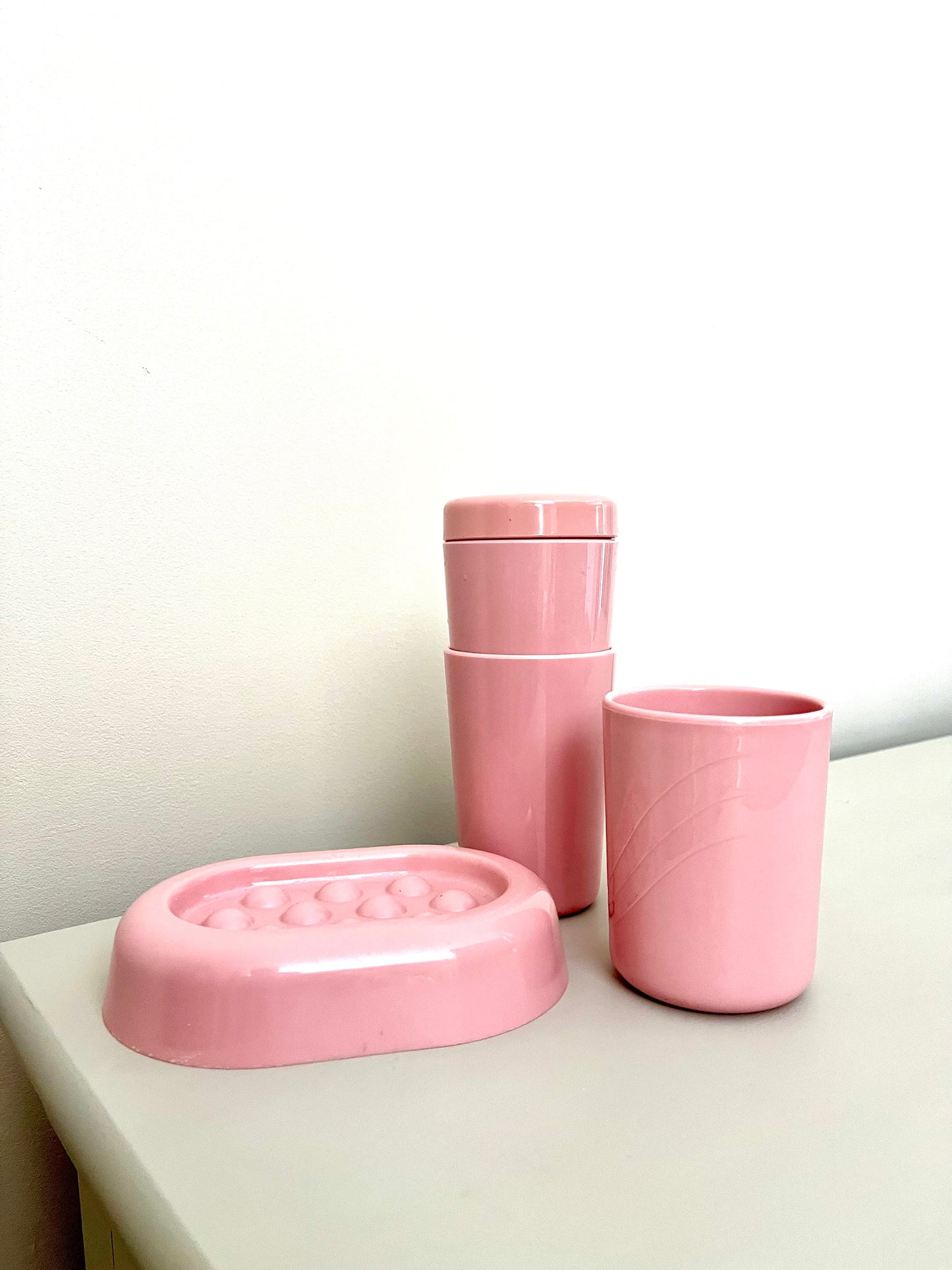 Pink 80's Bathroom Set