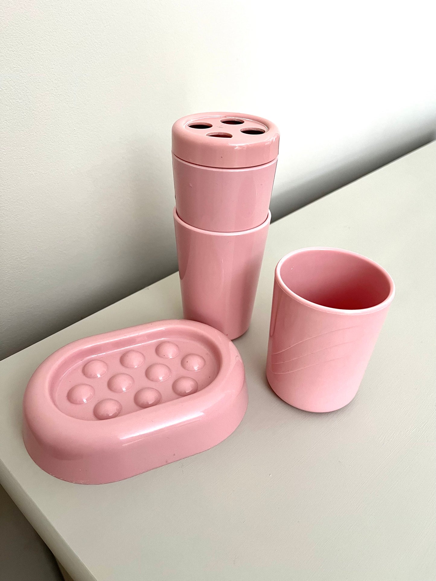 Pink 80's Bathroom Set